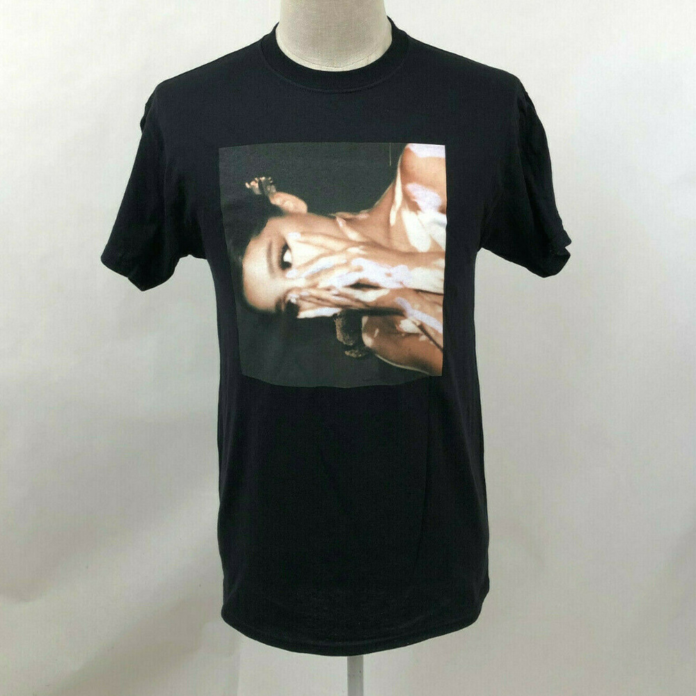 Ariana Grande T-Shirt Sweetener Black